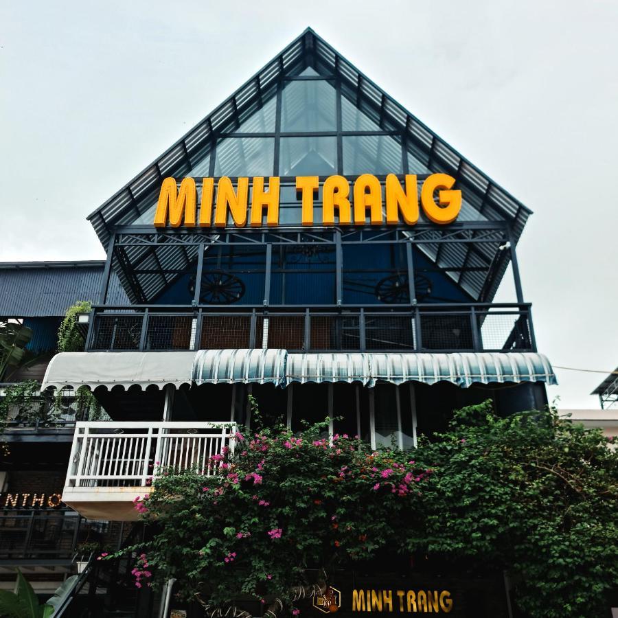 Minh Trang Motel Chau Doc Exterior foto